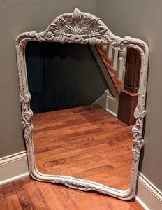 lot 36 image: Decorative Painted Metal Wall Mirror