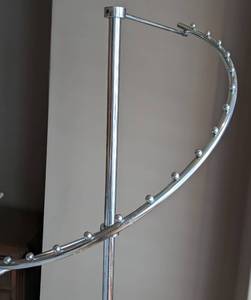 lot 74 image: Chrome Spiral Clothing Rack