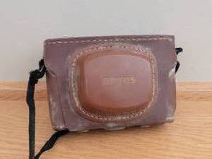 lot 24B image: Vintage Argus A-Four Film Camera