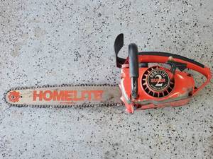 lot 75 image: Homelite 16 inch Chainsaw