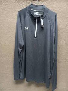 lot 13 image: NEW UNDER ARMOUR 14 ZIP HEATGEAR SHIRT 2XL