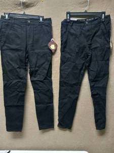 lot 40 image: 2 NEW WOMENS PANTS SIZE 8