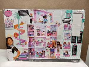 lot 61 image: NEW L.O.L SURPRISE LOL SURPISE OMG DOLL HOUSE