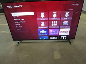 lot 916 image: TCL 43 Class 4-Series 4K UHD HDR Smart Roku TV  43S455