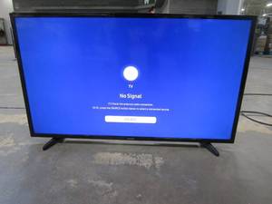 lot 920 image: Samsung - 40 Class 5 Series LED Full HD Smart Tizen TV ModelUN40N5200AFXZA