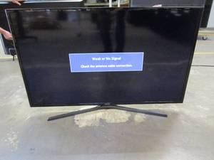lot 938 image: 43 Samsung Hospitality LED with ProIdiom and b-LAN  HG43NE478SF Commercial TV
