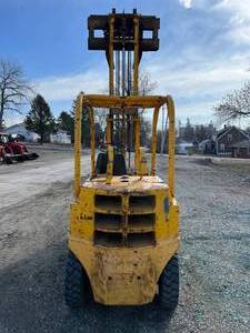 lot 1 image: Yale Forklift 6000#