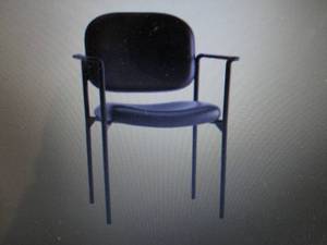 lot 116 image: HON Scatter Stacking Guest Chair  ...