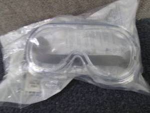 lot 219 image: Caseof 100 Safety Goggles...