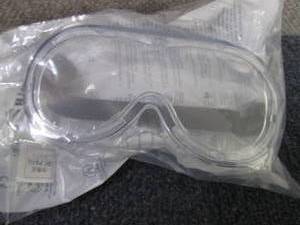 lot 220 image: Caseof 100 Safety Goggles...
