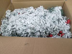 lot 310 image: Flocked Garland with Berries...