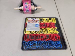 lot 176 image: New Kids Bakeware Sets