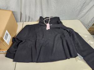 lot 188 image: Case of 6 New 4X Womens Cropped Hoodies