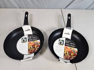 lot 209 image: 2 New Fry Pans