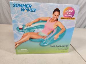 lot 215 image: New Large 4 Foot Chill Out Pool Lounge