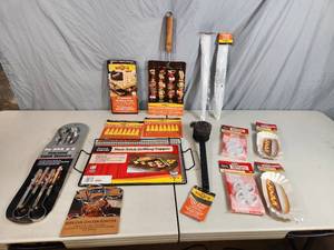 lot 221 image: New BBQ Grilling Items
