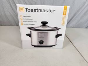lot 225 image: New Toastmaster Slow Cooker