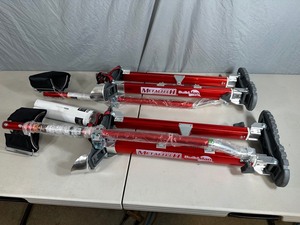 lot 8 image: New Metaltech Drywall Stilts 24 to 40 inches