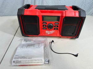 lot 32 image: New Milwaukee M18 18-Volt Lithium-Ion Cordless Jobsite Radio