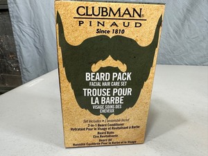 lot 61 image: New Clubman Pinaud Bear  Facial Hair Care Set