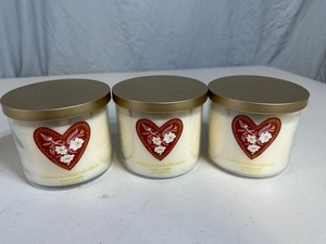 lot 95 image: 3 New 3 Wick Candles