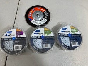 lot 104 image: New Norton Sanding Discs, Flap Wheel