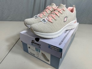 lot 116 image: New Skechers Sport Arch Comfort Shoes Size 12