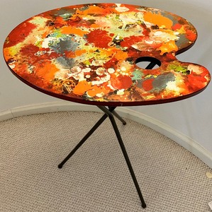 lot 86 image: Artist Palette Side Table