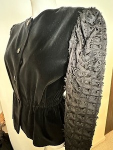 lot 160 image: Vintage Princess Galitzine Velvet Jacket