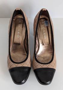 lot 64 image: Mascar Quilted Leather Pumps