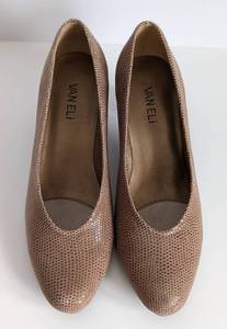 lot 76 image: Vaneli Taupe Lizard Print Leather Pumps