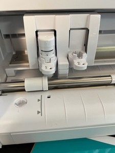 lot 301 image: Cricut Silhouette Vinyl Cutting Machine