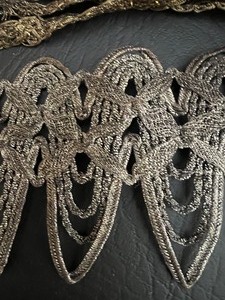 lot 338 image: Antique Silver and Bronze Gold Trim Edging