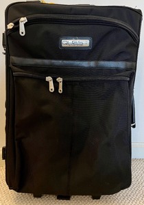 lot 116 image: Protocol & Quest Travel ware luggage