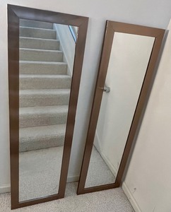 lot 121 image: 3 Hallway Mirror Set