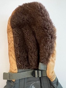 lot 19A image: Vintage US Arctic Air Force Military Mittens