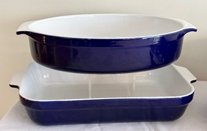 lot 208 image: Emile Henry Baking Dishes