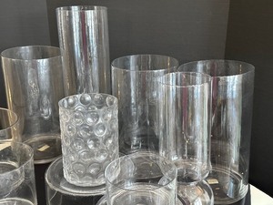 lot 206 image: Nice Variety of Large Clear Vases