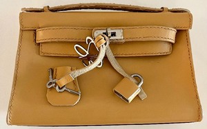 lot 145 image: 4 Leather and Vinyl Susi Bash Handbags