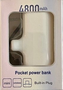 lot 146 image: 7 New 4800 mAh pocket Power Bank with built in plug