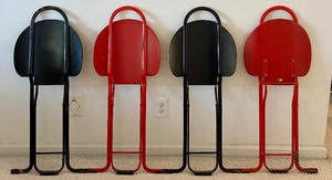 lot 191 image: 80s Vintage Dafne Glass Top Table and Chairs