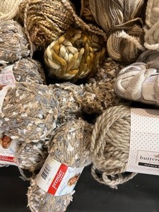 lot 174 image: Bundle of Beige Yarn