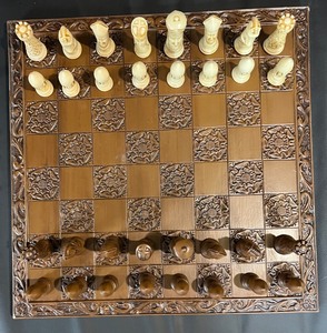 lot 231 image: Resin Table Top Chess Set Classic Brown and White