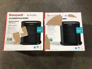 lot 28 image: Honeywell - HPA100 HEPA Air Purifier, Medium Room (155 sq. ft) - Black Customer returns Review all pictures