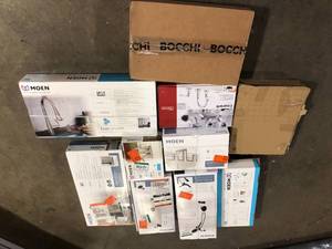 lot 30 image: Mix lot of Moen Bathroom Faucets & Shower Heads, Customer returns Review all pictures