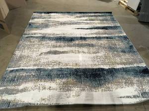 lot 30 image: WYNN Collection Rug, Customer return Review all pictures