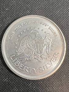 1 TROY OZ .999 FINE SILVER AMARK LIBERTY ROUND