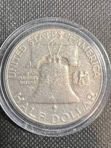 1963-D FRANKLIN HALF DOLLAR IN AIRTITE
