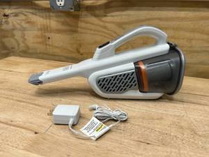 lot 49 image: BLACKDECKER Dustbuster AdvancedClean 12-Volt MAX Cordless 7-cup Handheld Vacuum