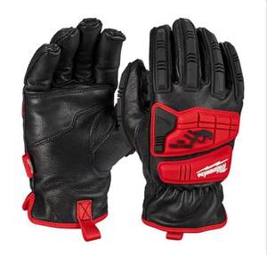 lot 53 image: MILWAUKEE X-Large Level 5 Cut Resistant Goatskin Leather Impact Gloves